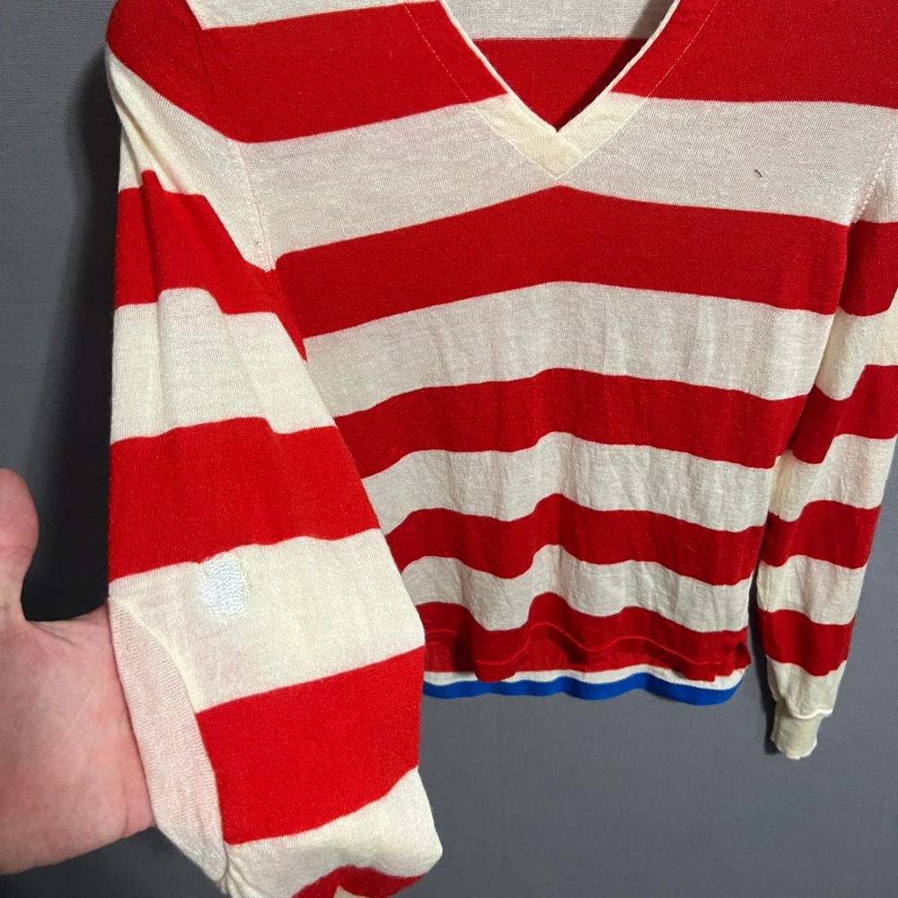 Burberry London Womens Red Cream Striped V-Neck Knit Sweater Made in Italy M - Picture 4 of 6